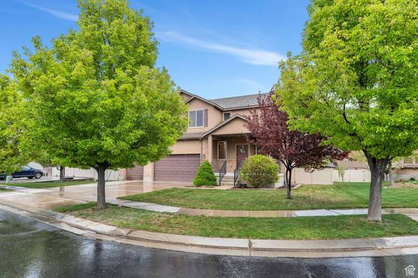 7812 N CRESTWOOD CIR, Eagle Mountain, UT 84005