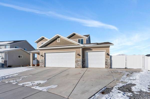 7803 N SWEETBRIAR RD #721, Eagle Mountain, UT 84005