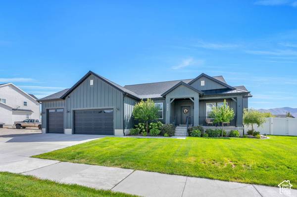 4822 N CANAAN PEAK DR, Eagle Mountain, UT 84005