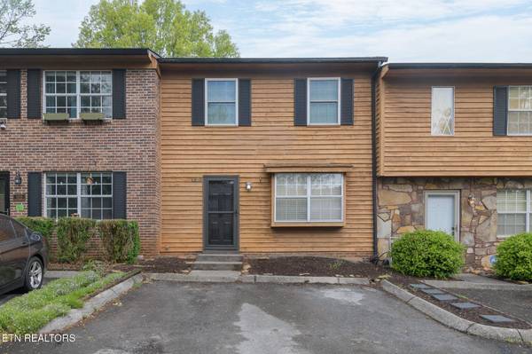 1213 Crest Brook DR, Knoxville, TN 37923