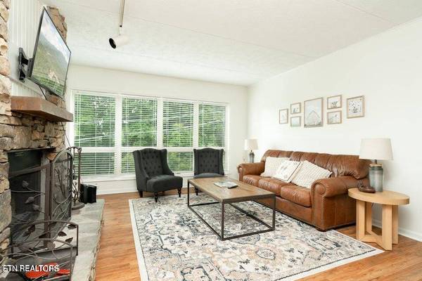 Gatlinburg, TN 37738