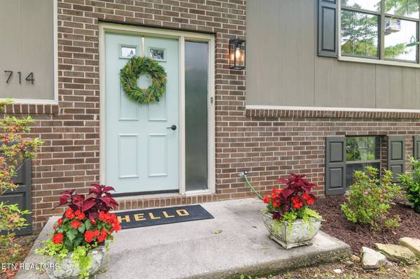 1714 Woodhaven DR, Knoxville, TN 37914