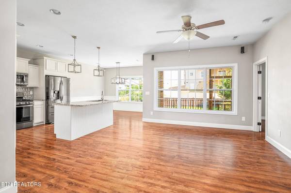 6111 Park Shadow WAY, Knoxville, TN 37924