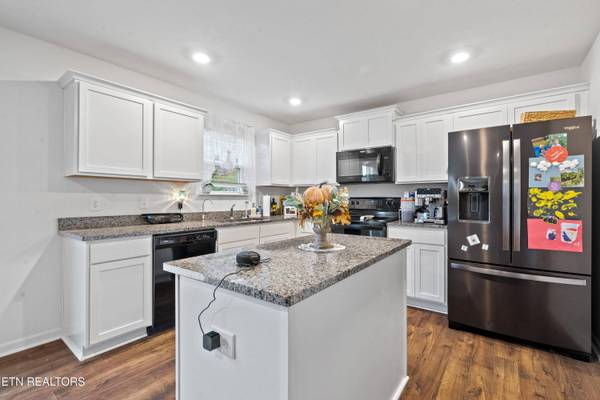 4643 Hay Wagon LN, Knoxville, TN 37938