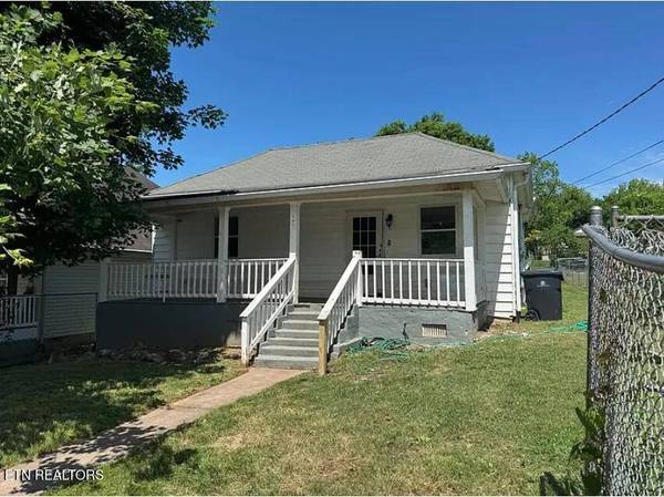 2437 Selma Ave, Knoxville, TN 37915