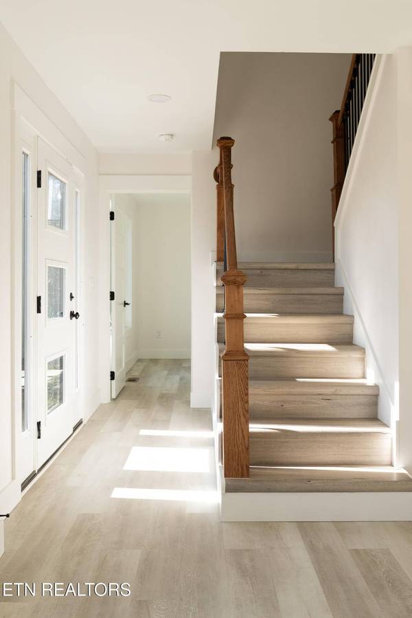 12312 Kings Gate Rd, Knoxville, TN 37934