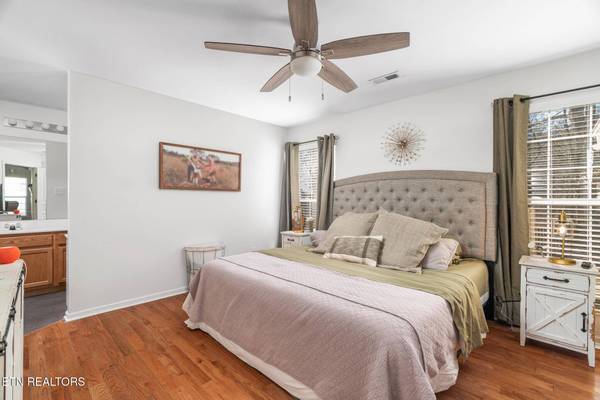 929 Station View Rd, Knoxville, TN 37919