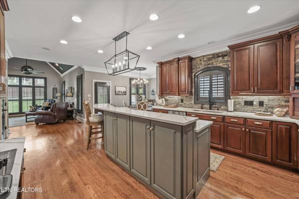 854 Prince George Parish DR, Knoxville, TN 37934