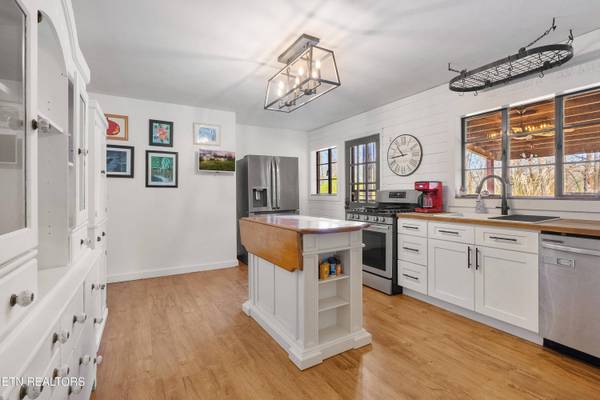 5109 Sunset Rd, Knoxville, TN 37914