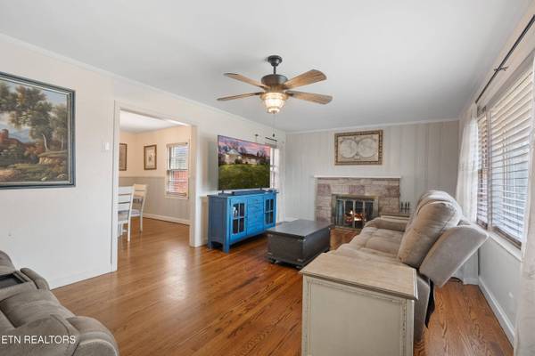 5109 Sunset Rd, Knoxville, TN 37914