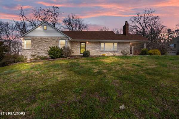 5109 Sunset Rd, Knoxville, TN 37914