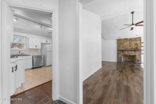 5413 Yosemite Tr, Knoxville, TN 37909