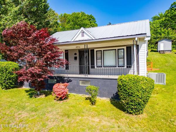 517 2nd Ave, Lenoir City, TN 37771