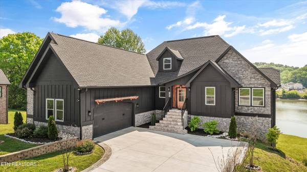 9712 Tranquility LN, Kodak, TN 37764