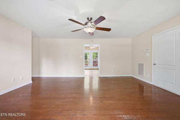 3508 Belleview Rd, Knoxville, TN 37917