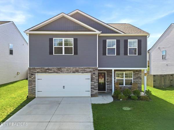 6474 Night Time DR, Knoxville, TN 37931