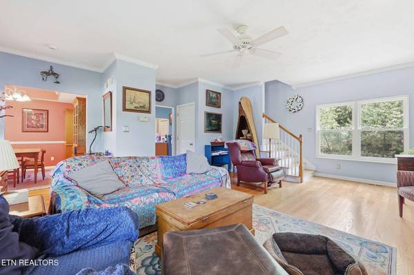 6644 Creekhead DR, Knoxville, TN 37909