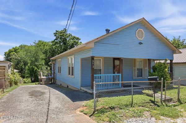2446 Brown Ave, Knoxville, TN 37917