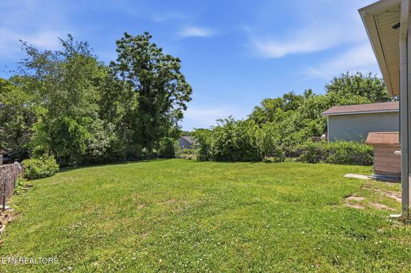 2446 Brown Ave, Knoxville, TN 37917