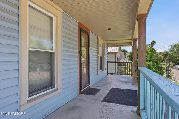 2446 Brown Ave, Knoxville, TN 37917