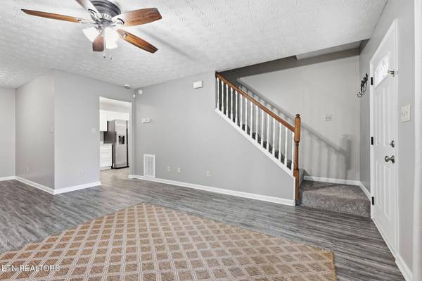 5516 Emory Rd, Powell, TN 37849