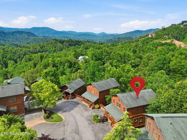826 Great Smoky WAY, Gatlinburg, TN 37738
