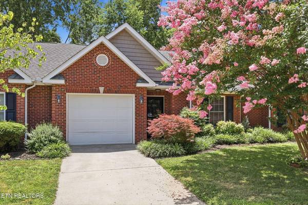 1004 Jadestone WAY, Knoxville, TN 37923