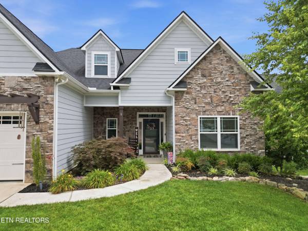 11322 Orvis LN, Knoxville, TN 37932