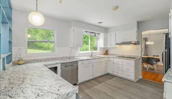 1441 Paint Rock Ferry Rd, Kingston, TN 37763