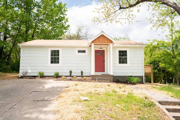 2519 Maple DR, Knoxville, TN 37918