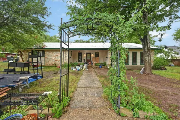 12902 Ben Milam DR, Manchaca, TX 78652