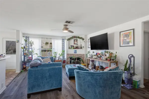 1303 Sunflower LN, San Marcos, TX 78666