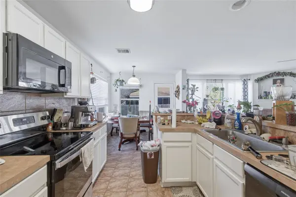 1303 Sunflower LN, San Marcos, TX 78666