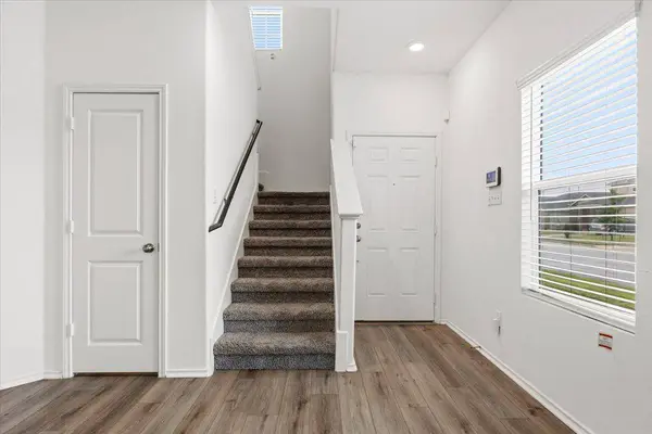 101 Rowdy Yates WAY, Jarrell, TX 76537