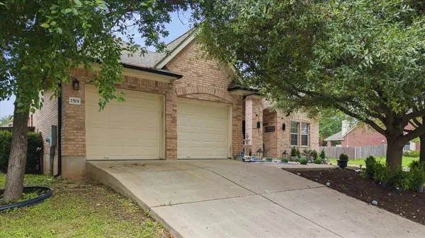 2501 Aspen Meadow RD, Leander, TX 78641