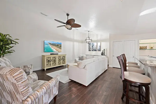 11403 Myrtle Oak CT, Palm Beach Gardens, FL 33410