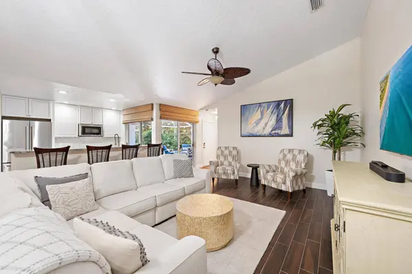 11403 Myrtle Oak CT, Palm Beach Gardens, FL 33410