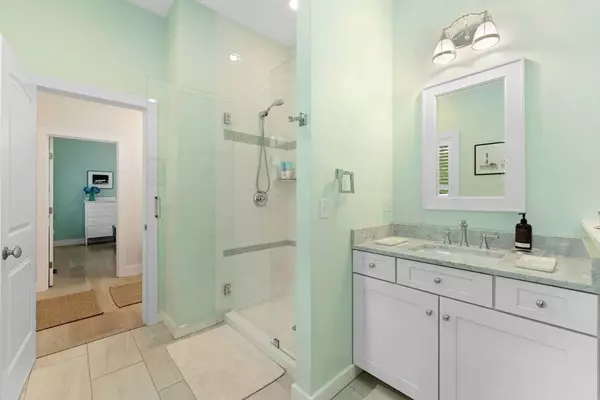 14 Upland Trail, Westport, MA 02790