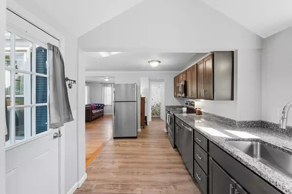 18 Stafford Street, Swansea, MA 02777