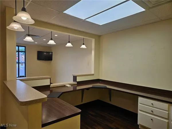 2203 Sunset BLVD, Steubenville, OH 43952