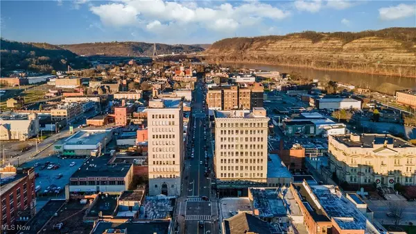 100 N 4th ST, Steubenville, OH 43952