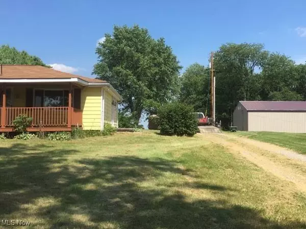 800 & 802 Township Road 156, Rayland, OH 43943