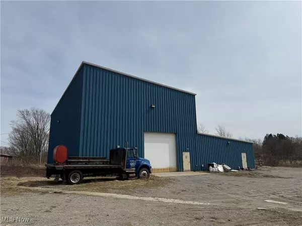 18150 Fife Coal RD, Wellsville, OH 43968