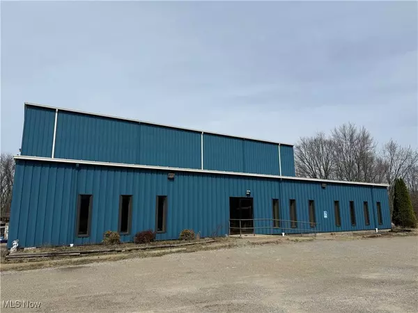 18150 Fife Coal RD, Wellsville, OH 43968