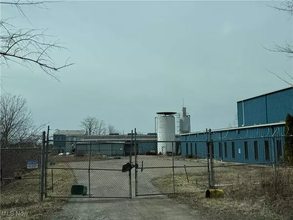 18150 Fife Coal RD, Wellsville, OH 43968