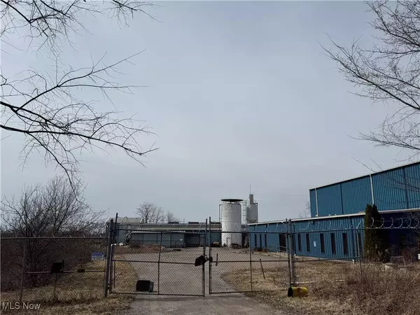 18150 Fife Coal RD, Wellsville, OH 43968