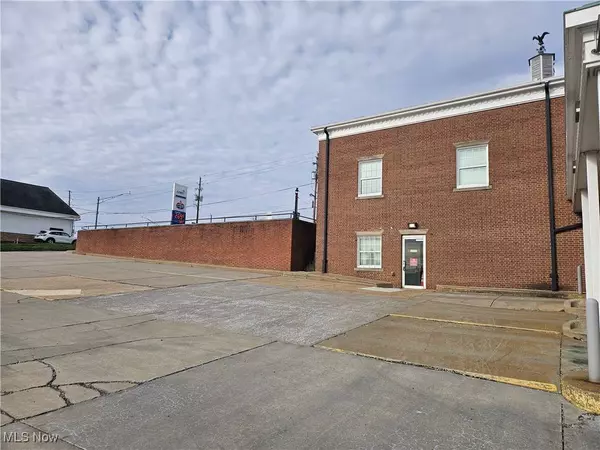 600 Main ST, Wintersville, OH 43953