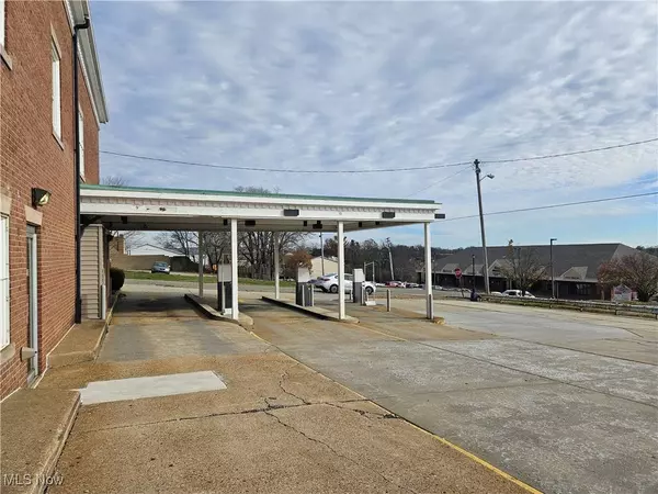 600 Main ST, Wintersville, OH 43953