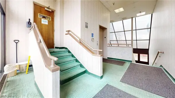 2230 Sunset BLVD, Steubenville, OH 43952