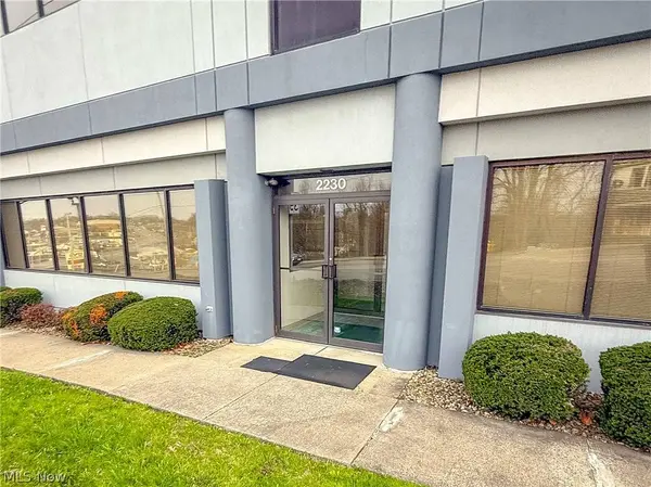 2230 Sunset BLVD, Steubenville, OH 43952